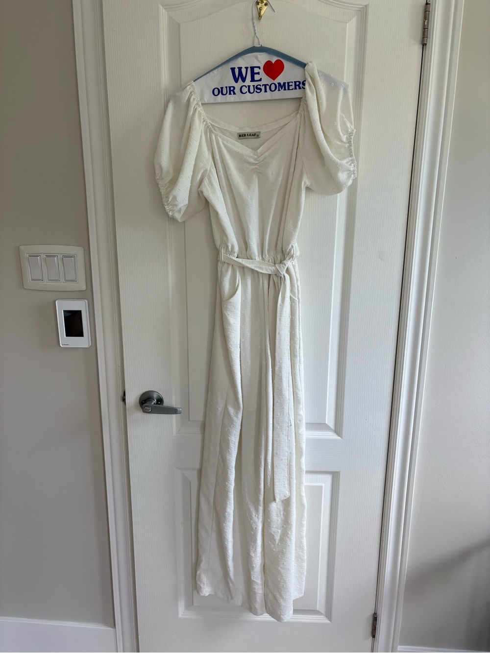 White summer jumper. Size small